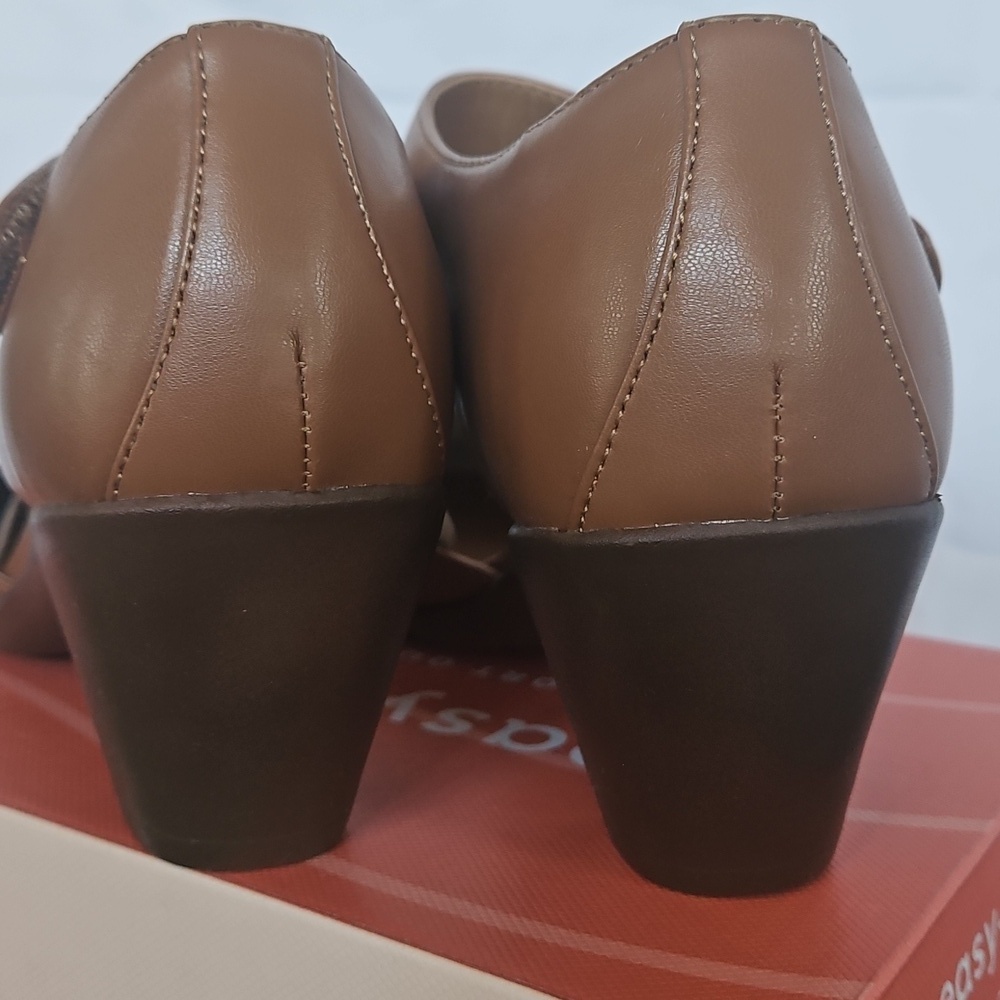 Easy Spirit Women's Tan Brown Mary Jane Block Heels - Picture 6 of 8